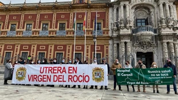 Los alcaldes de Utrera, El Palmar y El Coronil muestran ante San Telmo su rechazo al cambio al hospital Virgen de Valme