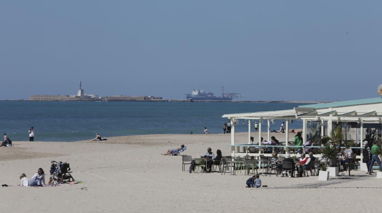 Cádiz capital y San Fernando ya superan la tasa 1.000; Trebujena sigue su escalada