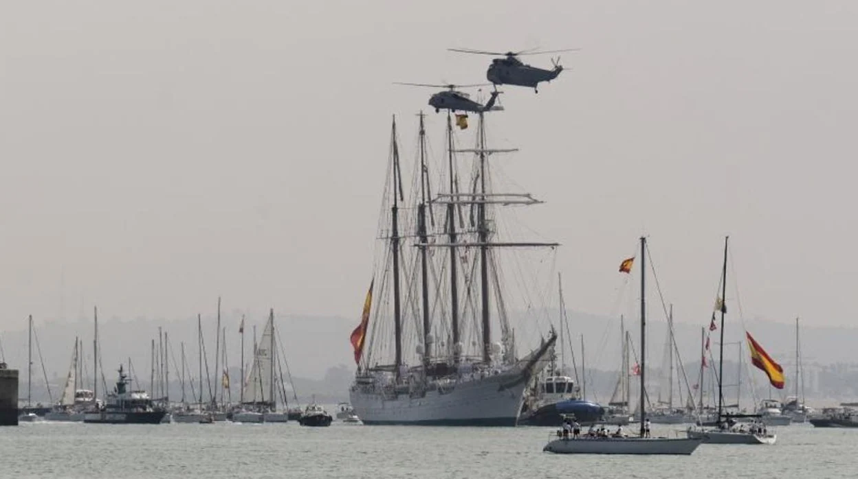 Llegada a Cádiz del buque escuela Juan Sebastián de Elcano de su último crucero de instrucción.