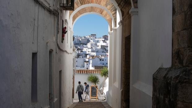 Cerca de 1,5 millones para dinamizar el comercio de las zonas de afluencia turística