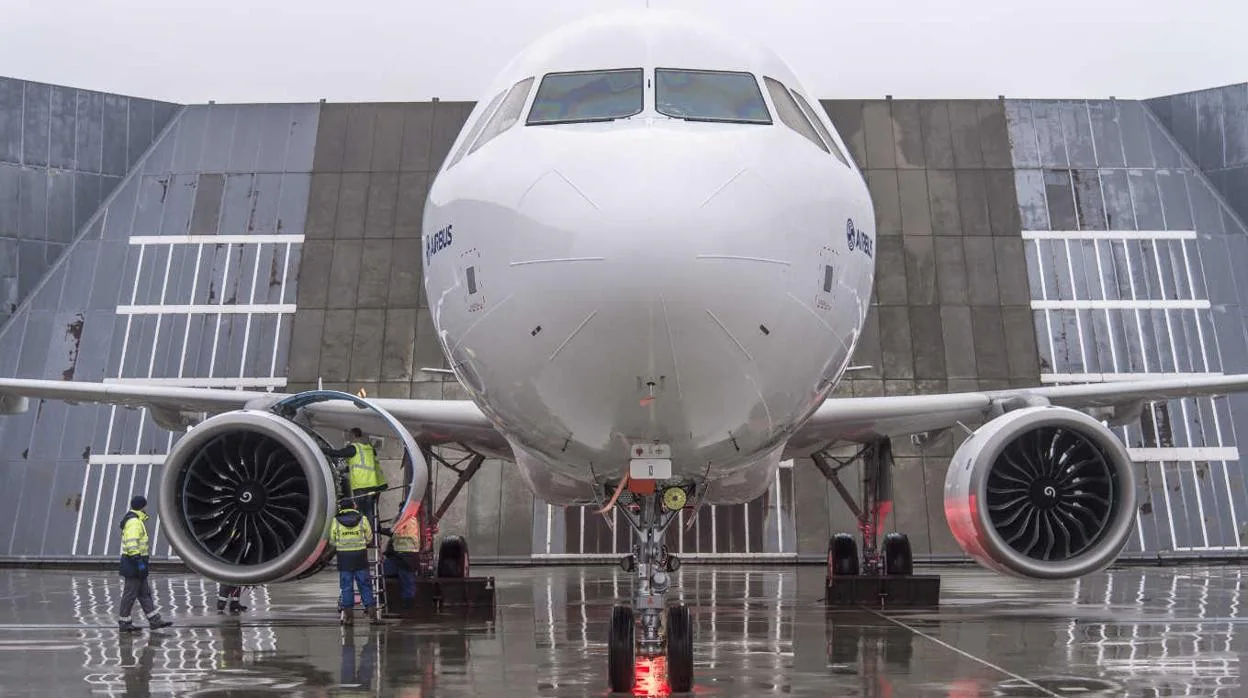 El modelo de avión A320, de Airbus, es ahora de los más demandados por las aerolíneas comerciales