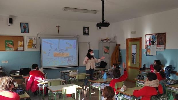 Reinicio de la campaña municipal para que los escolares beban agua del grifo