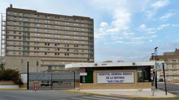 El aumento de ingresos en el Puerta del Mar obliga a desviar pacientes Covid a San Carlos