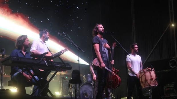 Un anuncio de Izal anticipa que la música en directo volverá al Muelle de Cádiz este verano