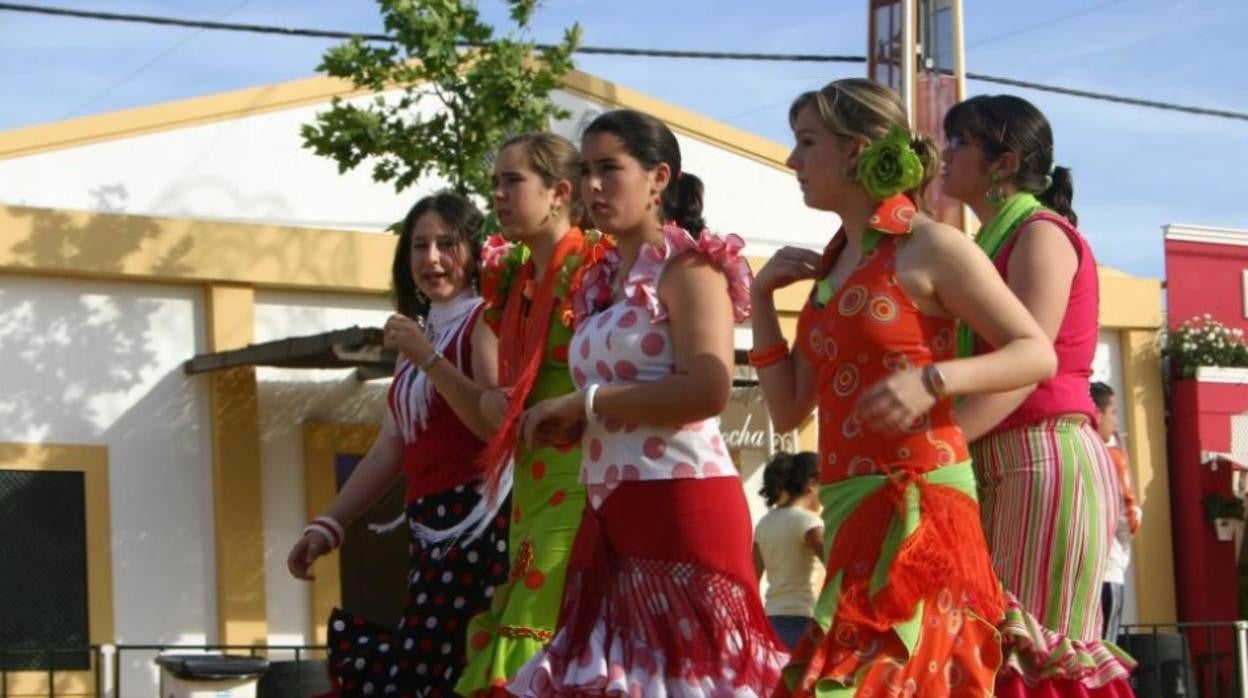 La Feria del Caballo de Jerez 2022 calienta motores con la instalación de sus 179 casetas