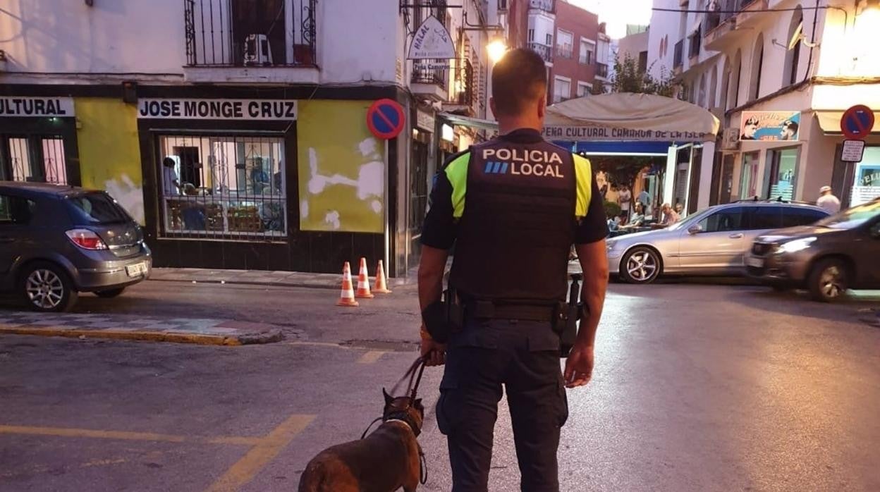 Alertan en Algeciras de una estafa a empresas ofreciendo publicidad en nombre de la Policía Local