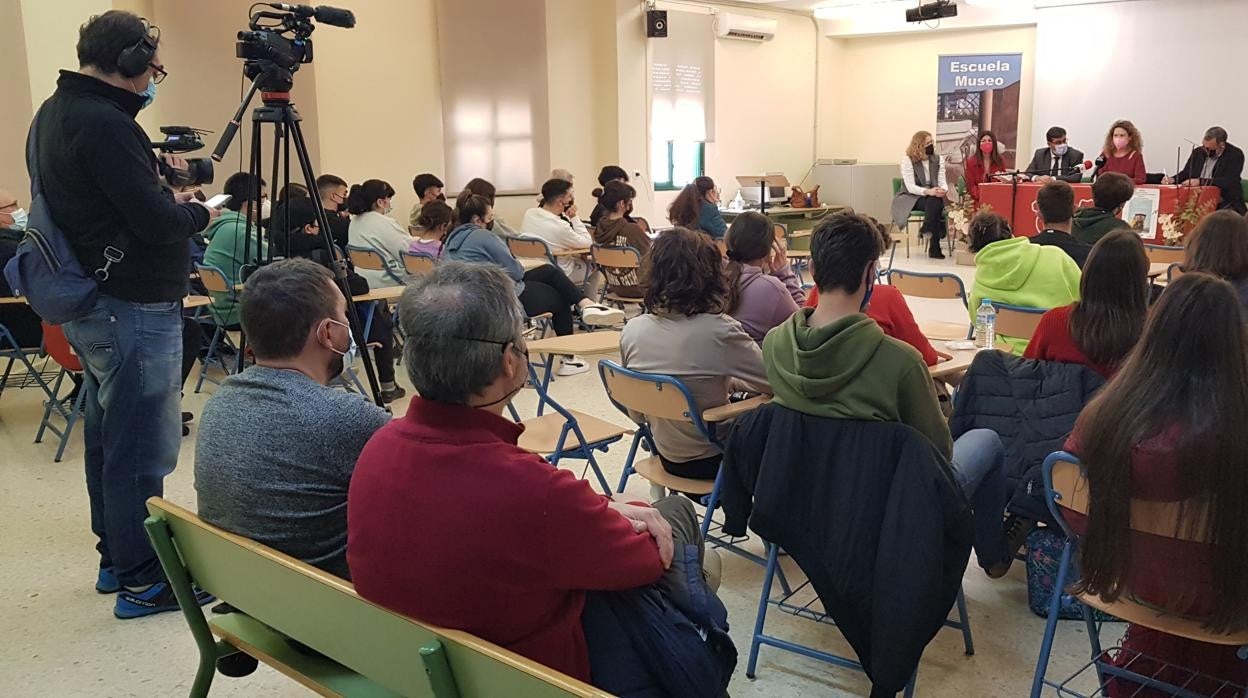 La actividad ha tenido también su reflejo en el IES José María Infantes de Utrera