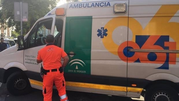 Cuatro heridos por la mala combustión de un termo en una vivienda de El Puerto