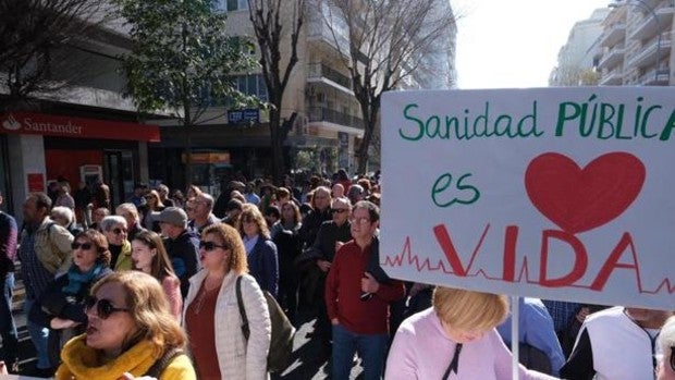 Ayuntamientos del PSOE calientan la marcha de la sanidad de este sábado contra la Junta