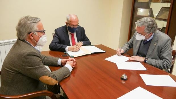 Convenio entre el Colegio de Médicos y el Ateneo de Cádiz