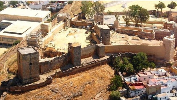 Patrimonio aprueba dos restauraciones en el Castillo de Alcalá de Guadaíra