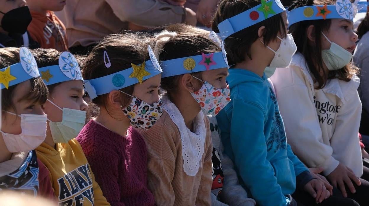 El desplome de la natalidad dejará más de dos mil plazas libres en colegios de Cádiz