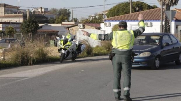 La DGT inicia el lunes una campaña especial de vigilancia y control del uso del cinturón en Cádiz
