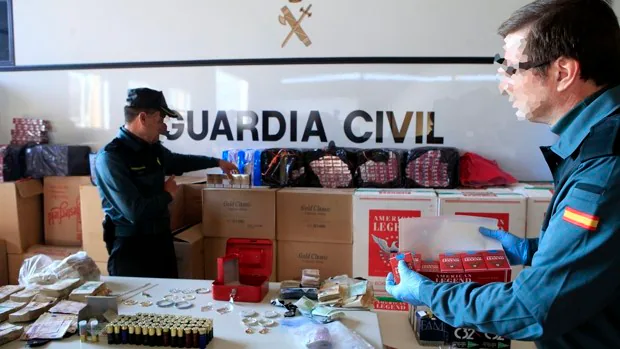 Condenado un guardia civil por hacer de topo para una  red de contrabando con epicentro en Marchena