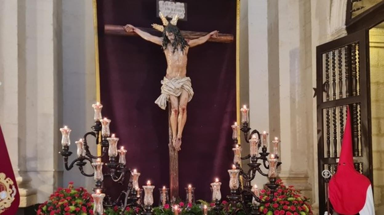 Santísimo Cristo del Perdón en la Iglesia Mayor de Chiclana.