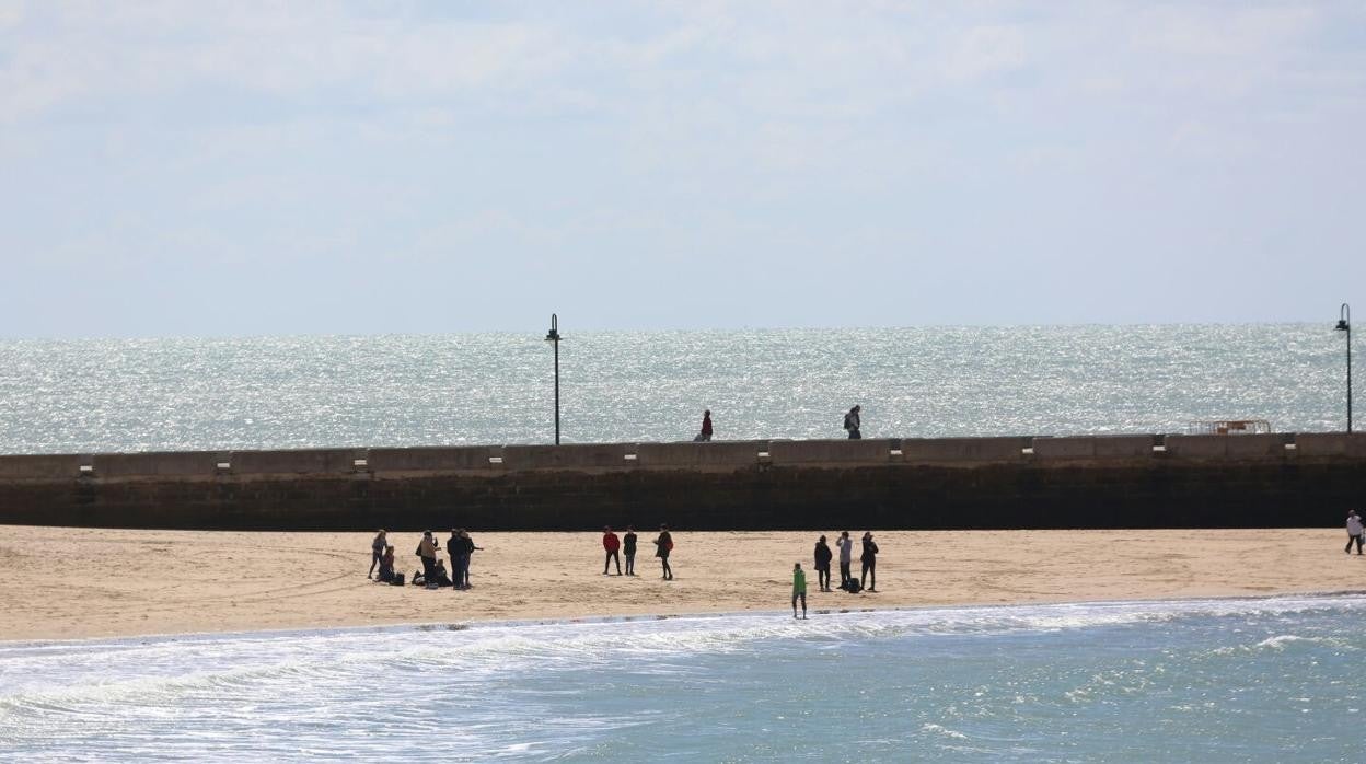 ¿Qué tiempo y temperatura hará este Jueves Santo en Cádiz?