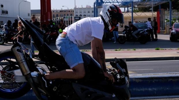 Más de un centenar de incidencias durante la multitudinaria jornada motera del sábado