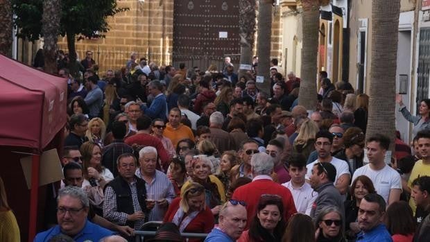 La Viña acoge este sábado la fiesta pre Carnaval que sustituye a la Erizada