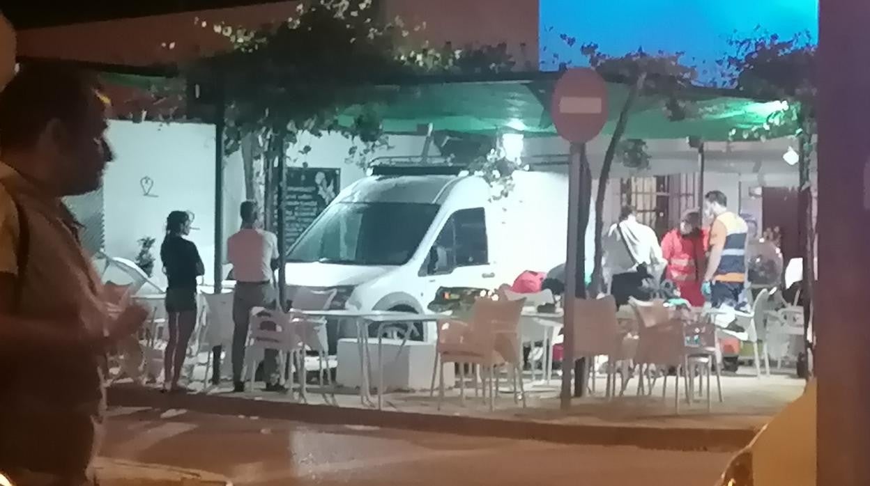 El accidente ha ocurrido en la calle Hijas de la Caridad en Chipiona