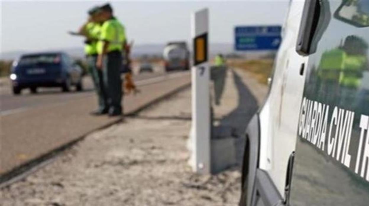 Dos motoristas detenidos por circular a 248 y 221 km/h por la autopista de Cádiz en el Gran Premio de Jerez