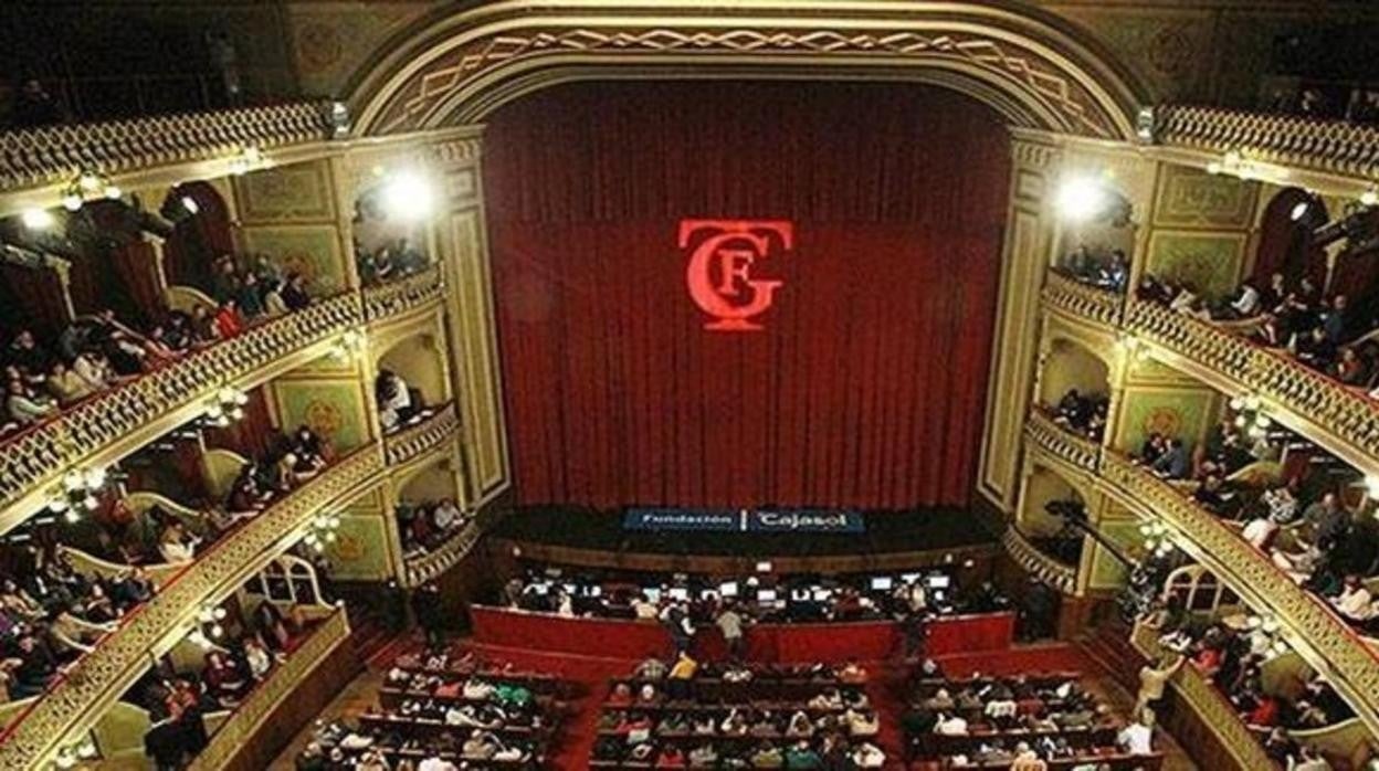 Una imagen del interior del Teatro Falla.