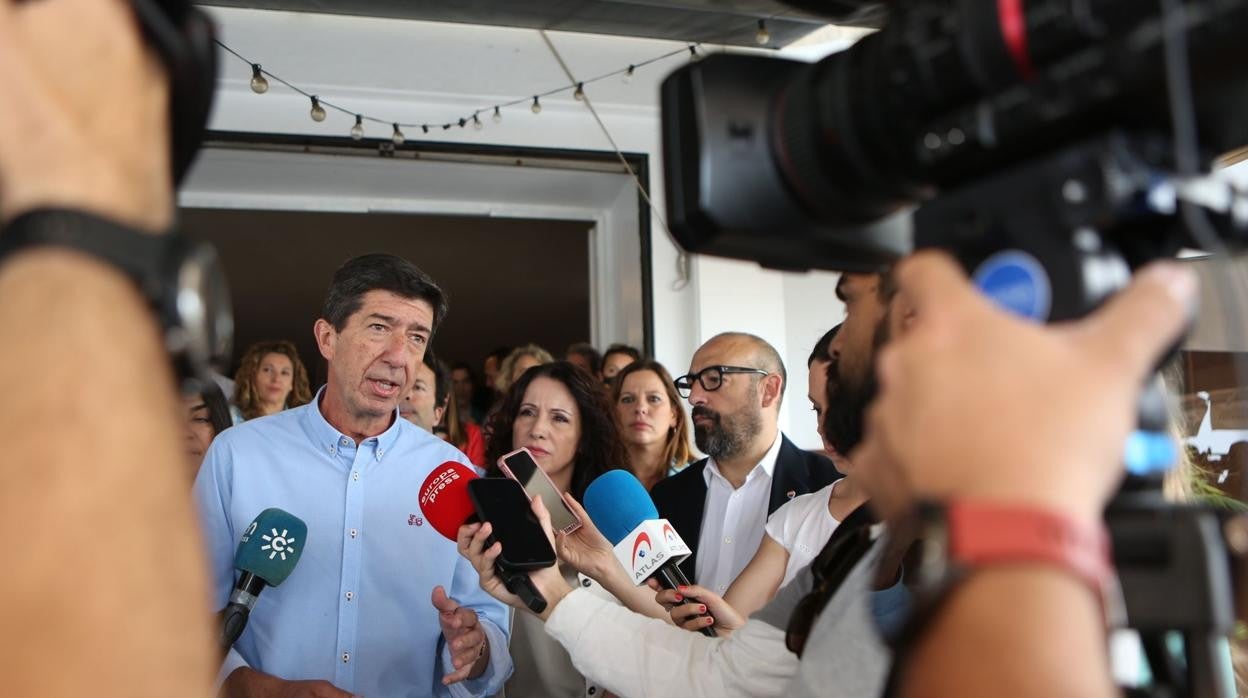 Juan Marín ha estado este sábado en la capital gaditana.