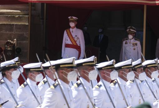 Entrega de despachos en la Escuela de Suboficiales de la Armada presidida por Su Majestad el Rey Felipe VI el pasado verano.