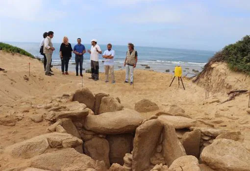 Hallada una segunda necrópolis megalítica de 4.000 años en el Cabo de Trafalgar