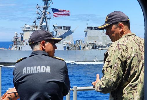 La US Navy y la Armada se adiestran codo con codo en aguas del Atlántico