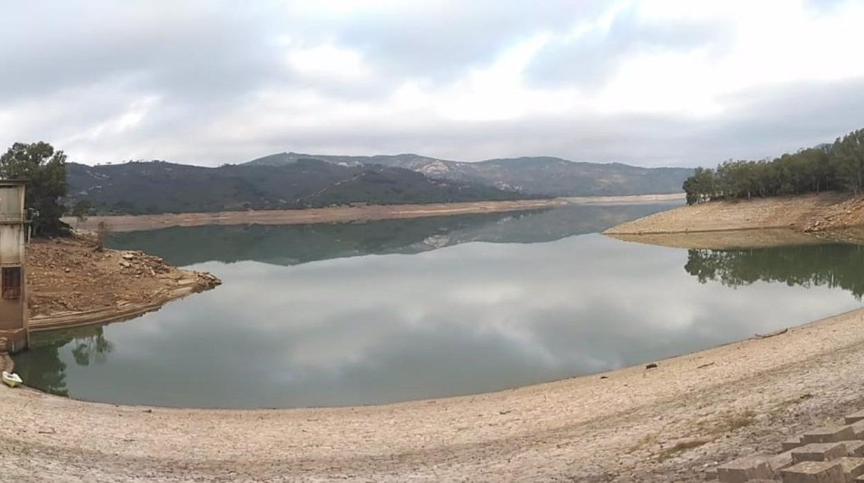 Foto de archivo de un pantano en el Campo de Gibraltar.