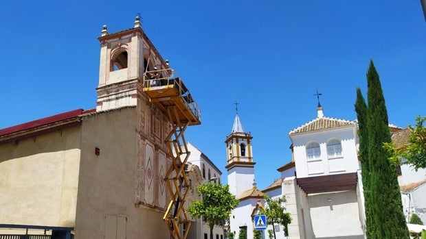 El pasado barroco de la torre mirador de la Hacienda La Almona de Dos Hermanas recuperará todo su esplendor