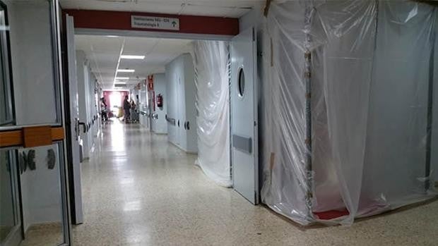 El SAS cierra por obras este verano un centenar de camas del Puerta del Mar