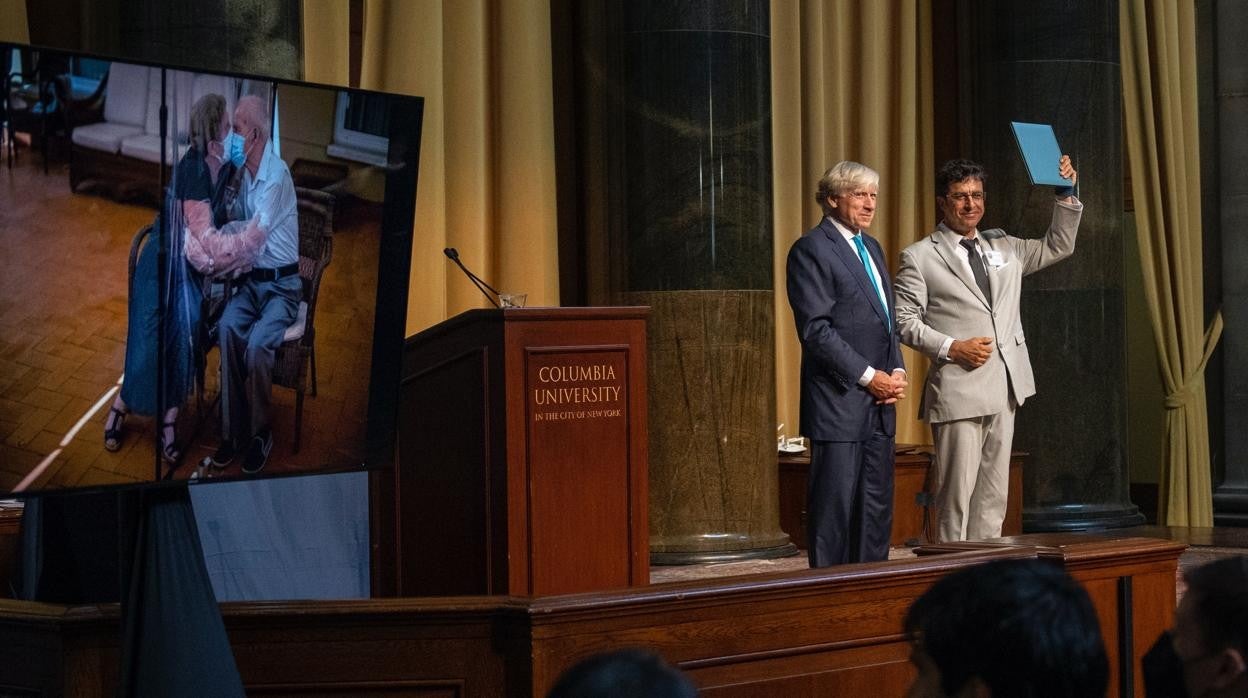 Emilio Morenatti recibe el Pulitzer en Nueva York