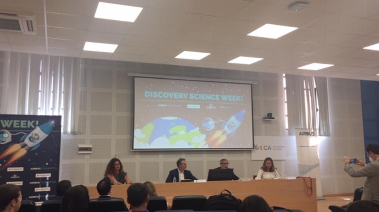 Presentación en Cádiz del resultado del programa Discovery en los institutos