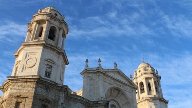 Equilibrio en las cuentas del Obispado de Cádiz en 2021