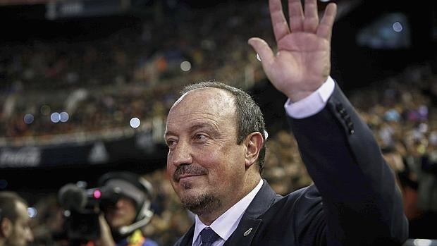 Rafa Benítez, despedido; Zidane ocupará su cargo en el banquillo del Real Madrid