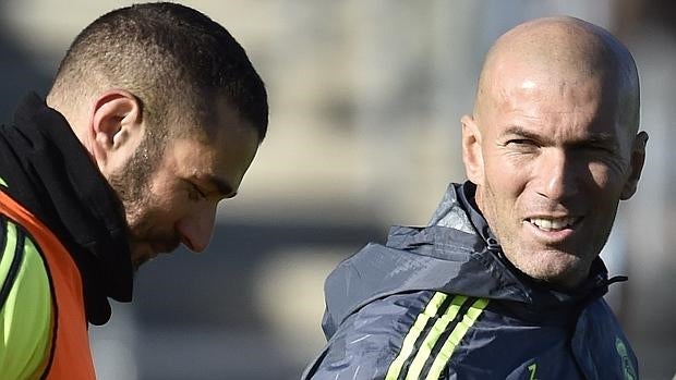 Zidane baja el pistón