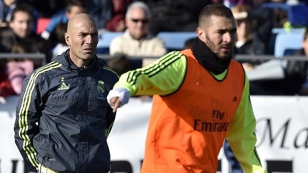 Benzema hace historia y busca récord