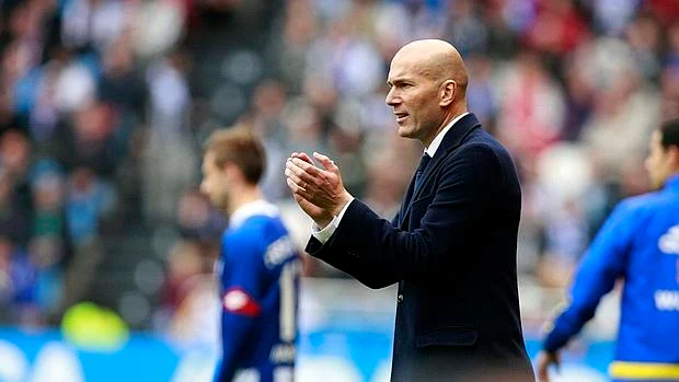 Zidane maquilla otra derrota liguera