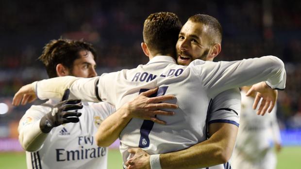 Partido flojo en El Sadar y gran resultado