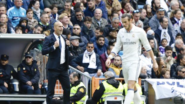 Zidane: «Bale no jugará ante el Sporting, ya veremos el martes»