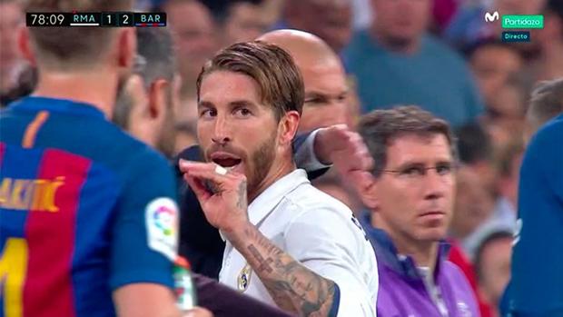 Ramos a Piqué: «¡Ahora habla!»