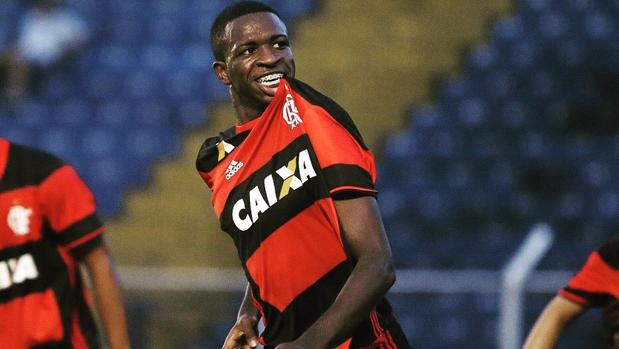 Oficial: el Real Madrid ficha a Vinicius