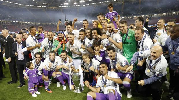 El Real Madrid visita este domingo la Comunidad y el Ayuntamiento de Madrid para celebrar la Champions