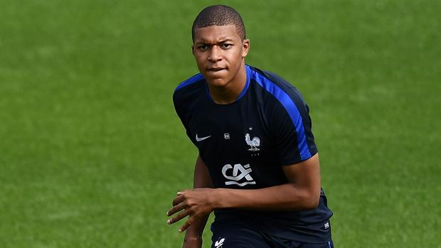 Mbappé confía en Vasylev para llegar al Madrid