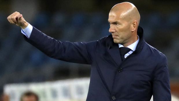 Zidane abandera el «plan renovaciones»