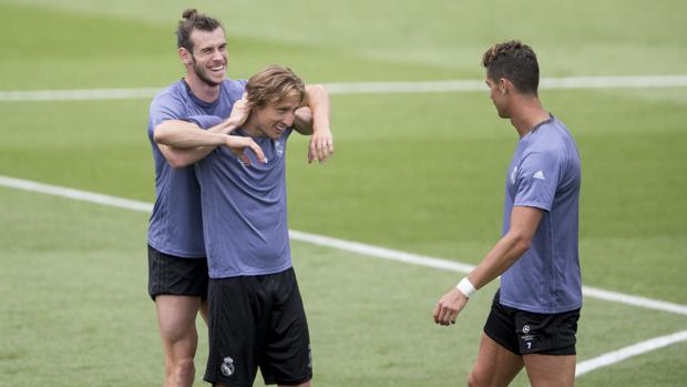 Modric, Kroos y Bale vuelven en Champions