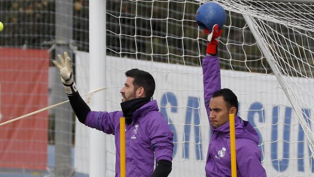 Otra oportunidad para Kiko Casilla