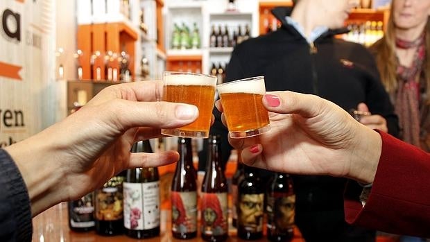 La cerveza, el afrodisíaco que potencia la actividad sexual