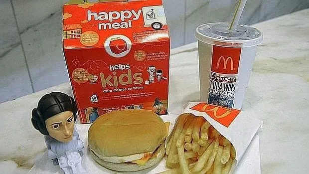 McDonald's cambiará en Estados Unidos los juguetes por libros en el «Happy Meal»